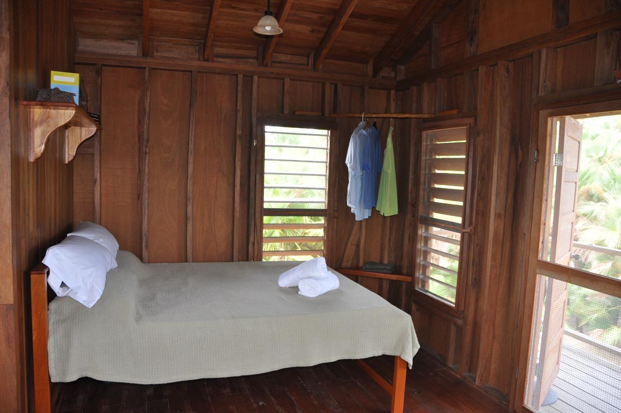Отель Sabal Beach Monkey River Town Номер фото
